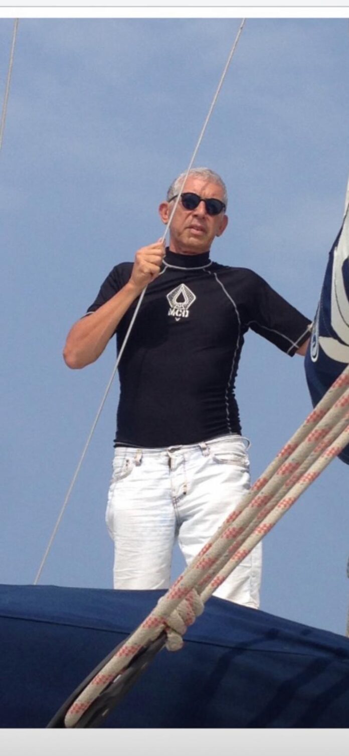 אורי וינקלר בהפלגה אורי וינקלר: המנהיג שמאחורי הצמיחה וההתרחבות של Autoworks